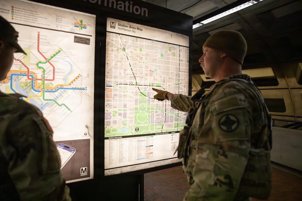 Arkansas Guardsman prepare for nighttime patrol of DC Safe and Beautiful mission