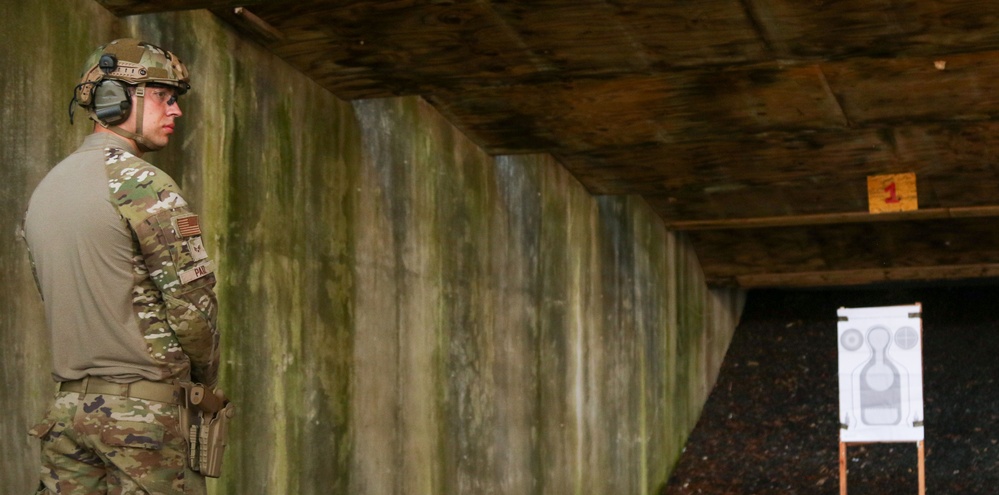 Sentry South 26-2 M17 range