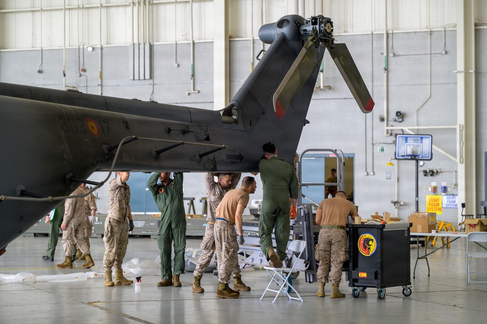 Spanish Air Force Airmen assemble NH90 during Sentry South 26-2