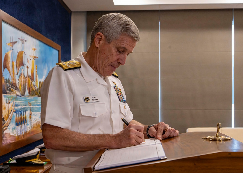Adm. Steve Koehler, commander, U.S. Pacific Fleet, visits Sri Lanka Naval Headquarters during travel to Colombo, Sri Lanka
