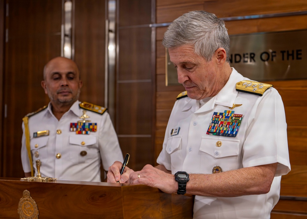Adm. Steve Koehler, commander, U.S. Pacific Fleet, visits Sri Lanka Naval Headquarters during travel to Colombo, Sri Lanka
