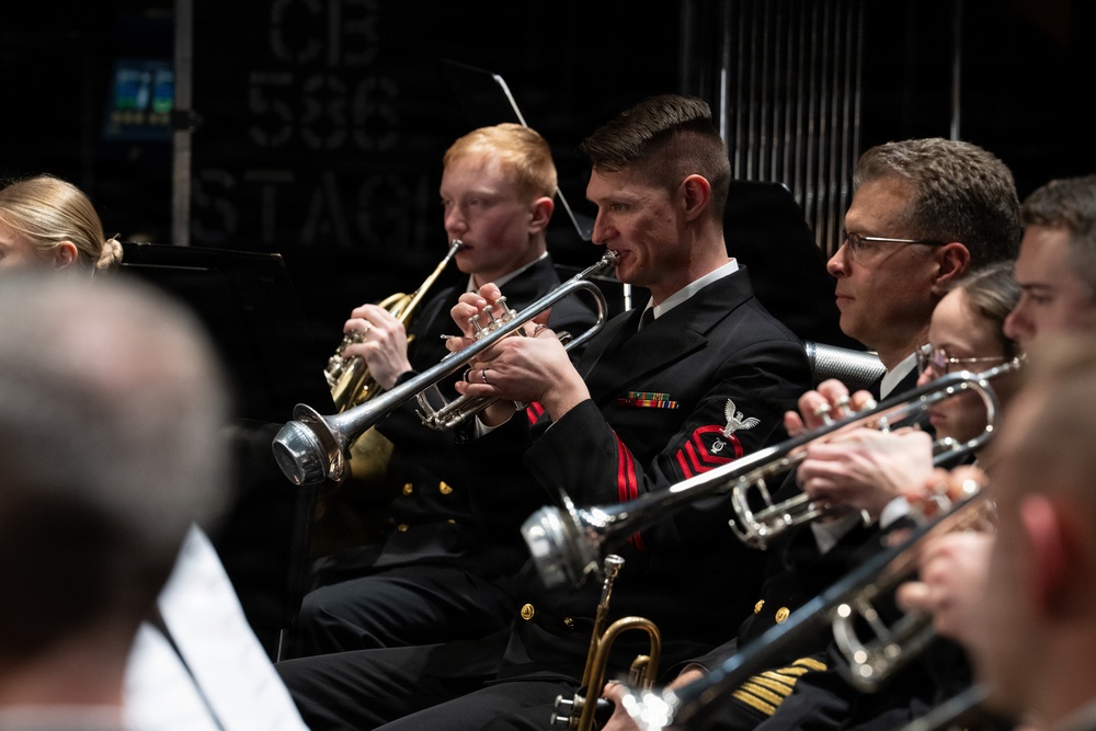 Navy Band performs in Buffalo