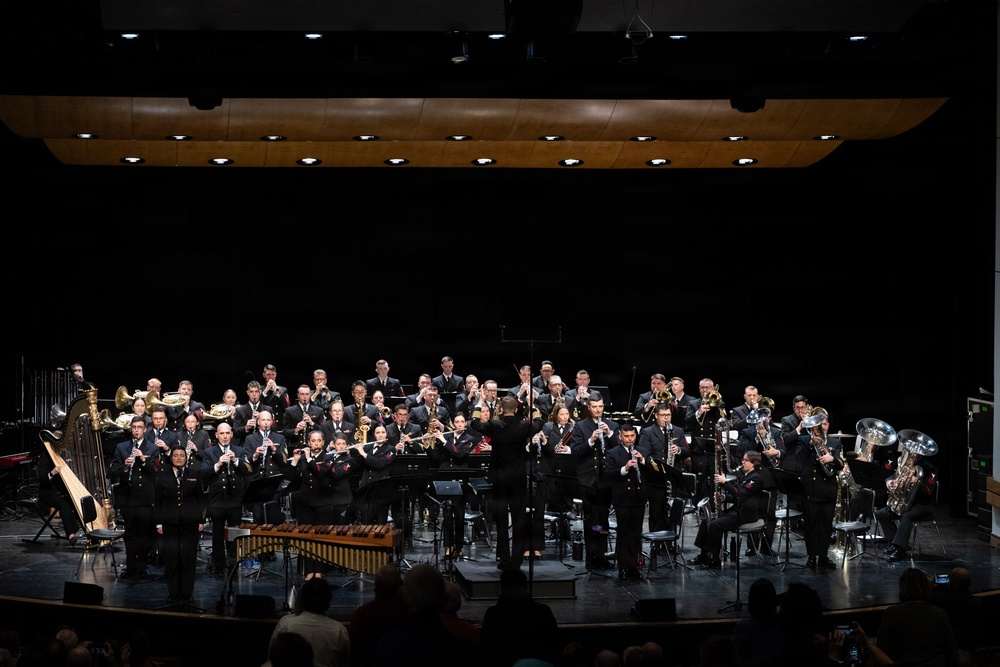 Navy Band performs in Buffalo