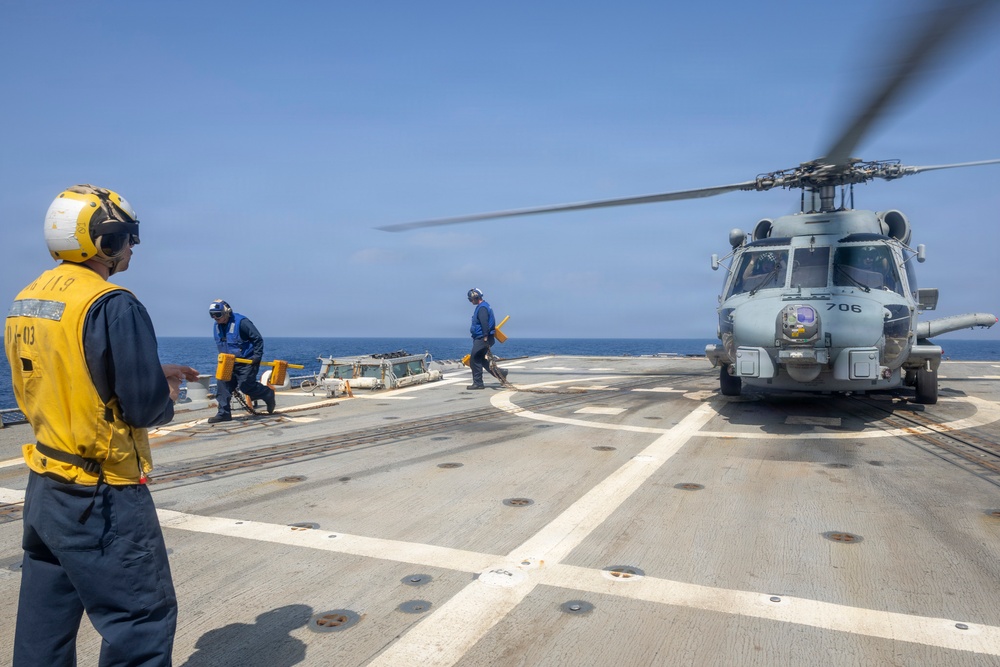 USS Delbert D. Black (DDG 119) Conducts Flight Operations in the Red Sea