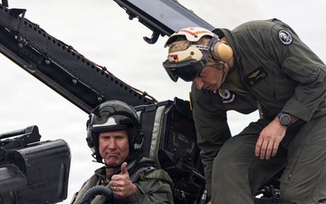 The Commandant, Gen. Eric M. Smith flies a F/A 18 at Marine Fighter Squadron 323