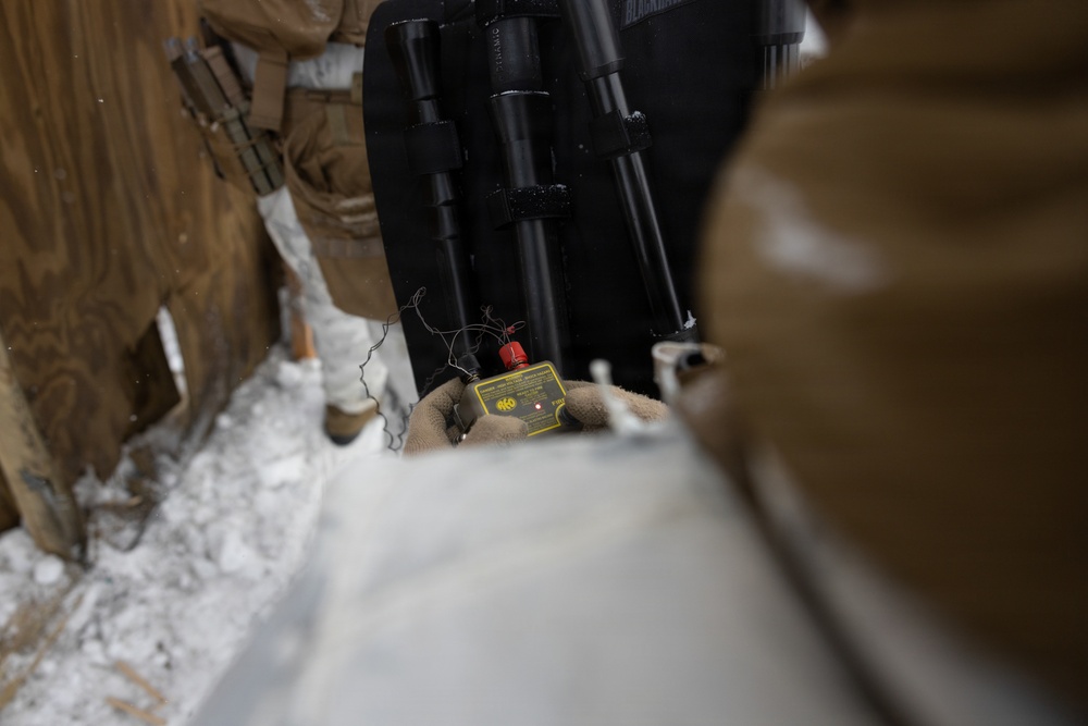 CORE 26 | Logistics Marines Hone Urban Breaching Capabilities for Arctic Exercise
