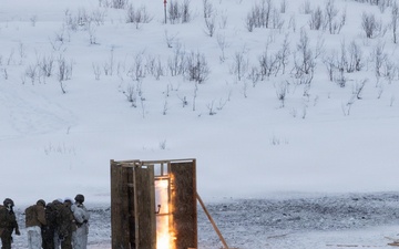 CORE 26 | Logistics Marines Hone Urban Breaching Capabilities for Arctic Exercise