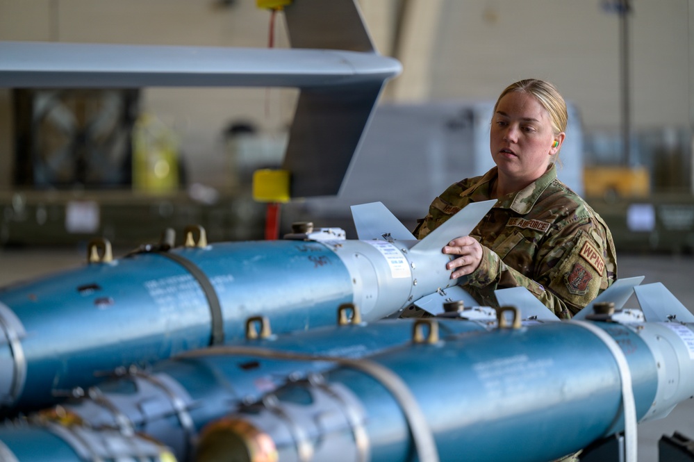 174th Attack Wing Airman inspects GBU-38 during Sentry South 26-2