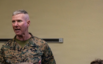The Commandant, Gen. Eric M. Smith visited MCRD San Diego