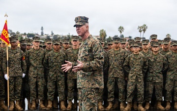The Commandant, Gen. Eric M. Smith visited MCRD San Diego