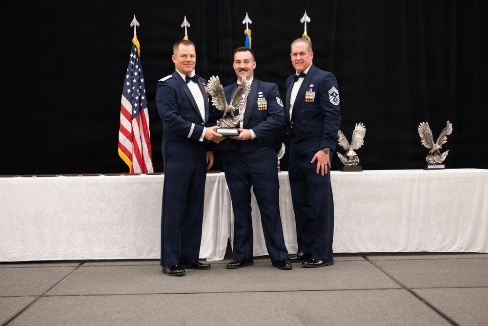 Florida Guard Honors Outstanding Airmen