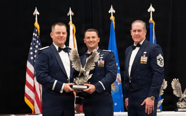 Florida Guard Honors Outstanding Airmen