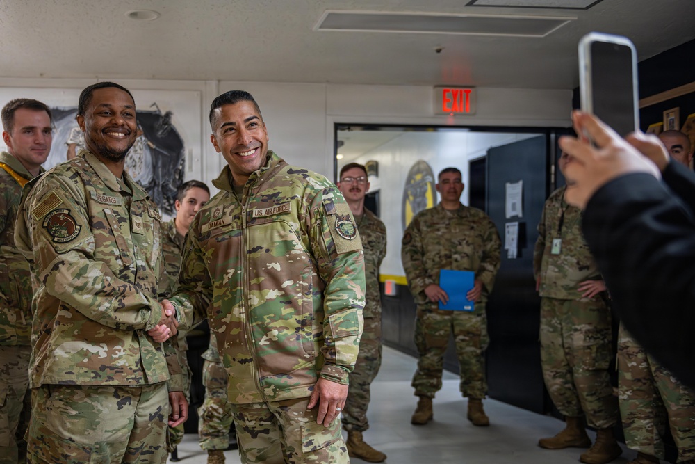 Airman readiness: USFJ senior enlisted leader CMSgt. Damian visits Misawa