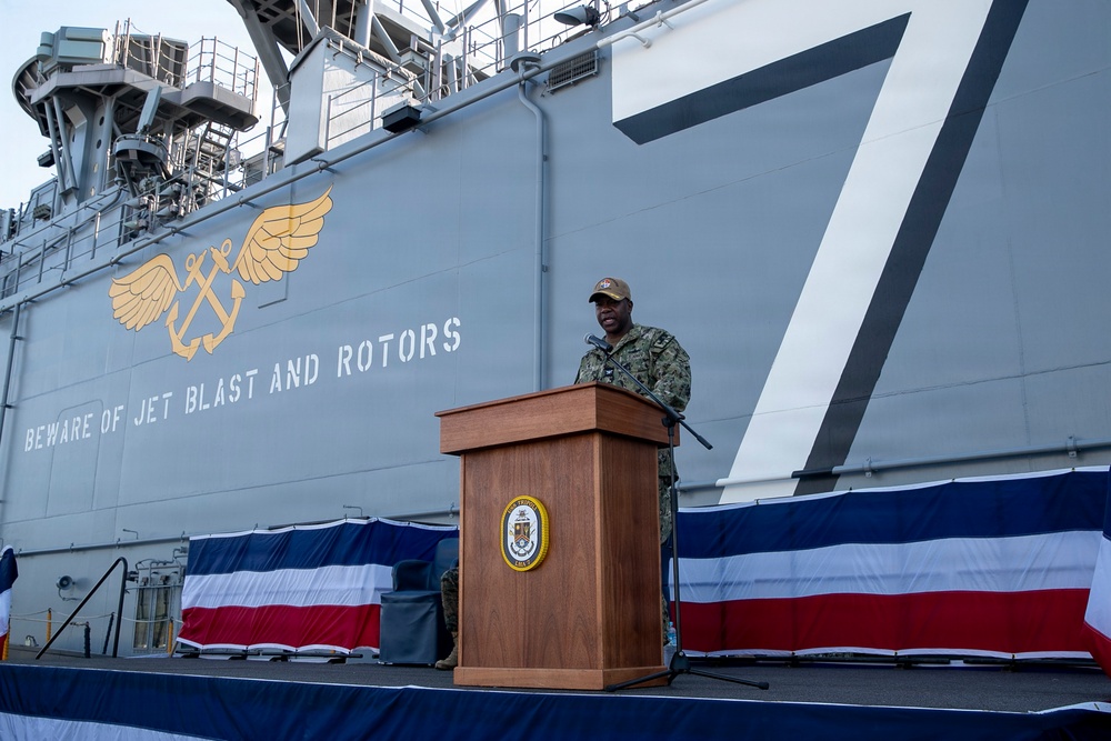 PHIBRON 11’s Change of Command Ceremony