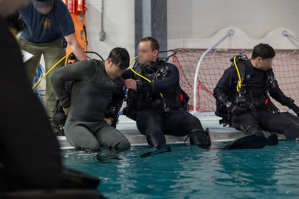 MARSOC Conducts Underwater Dive and Sustainment Training