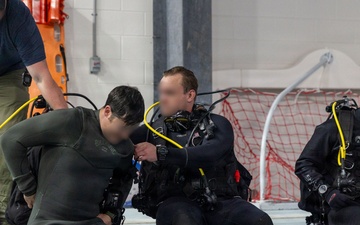 MARSOC Conducts Underwater Dive and Sustainment Training