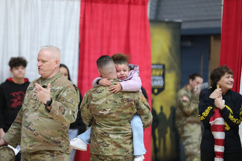 Connecticut National Guard hosts sendoff ceremony for 143rd RSG