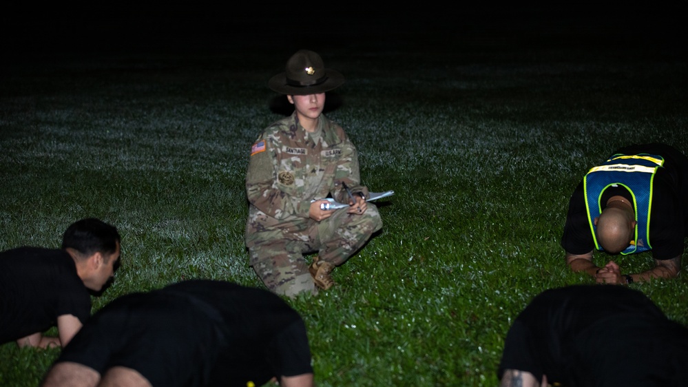 U.S Army Reserve Drill Sergeants conduct the AFT