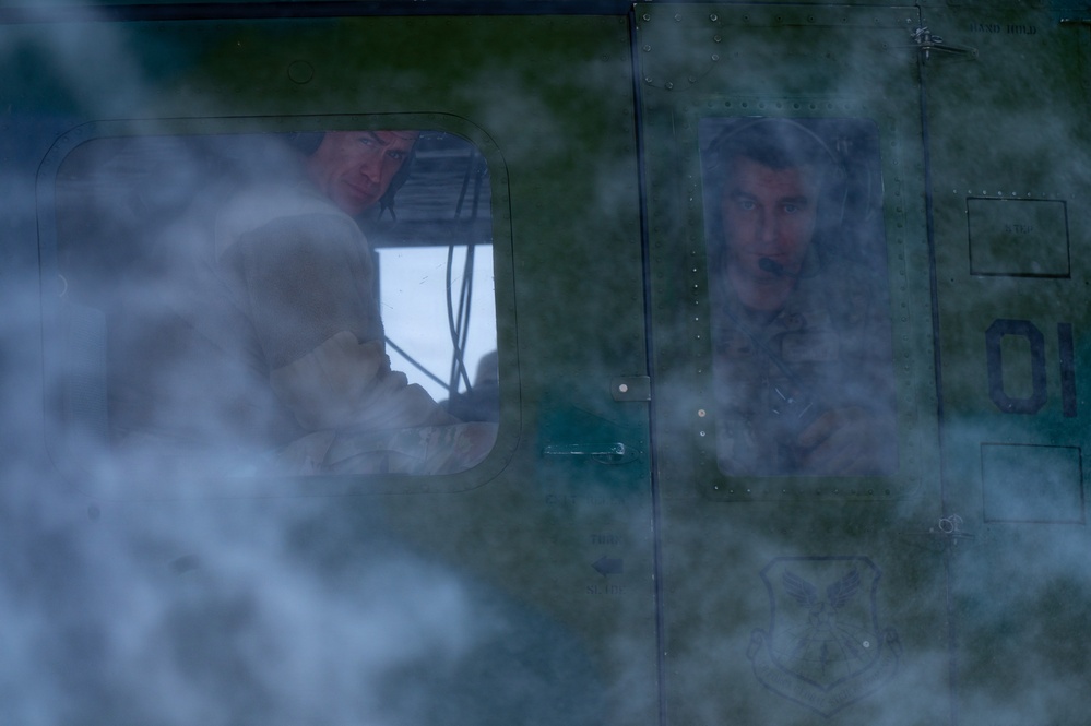 582nd Helicopter Group Visits Echo 10