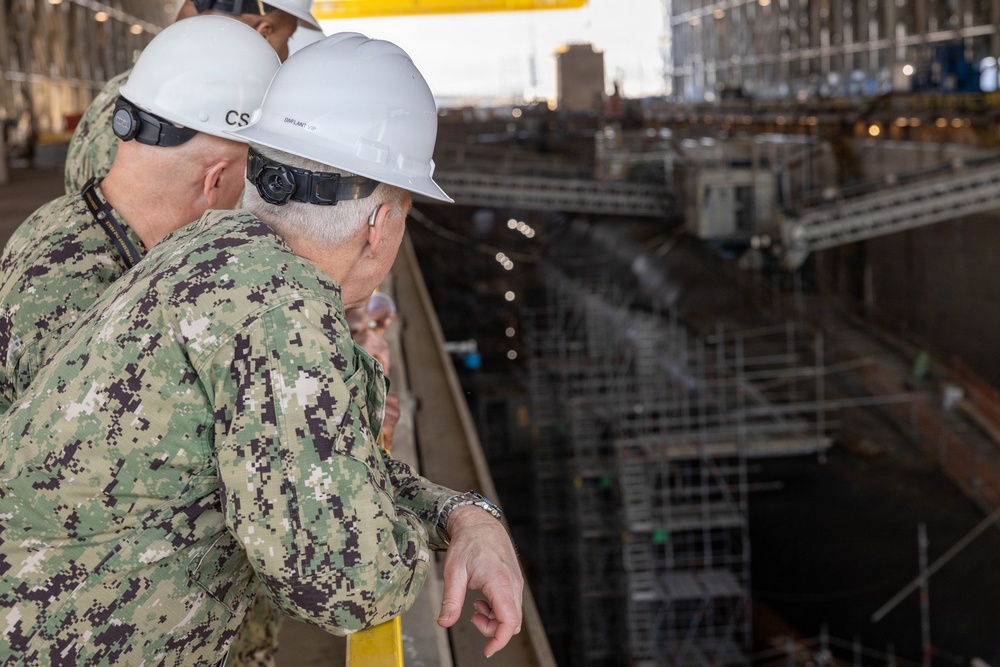 USFFC Commander Concludes Readiness and Modernization Tour in Southeast Region