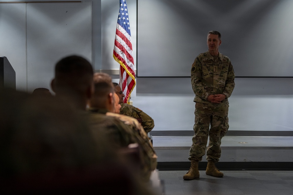 CNGB visits the 156th Wing