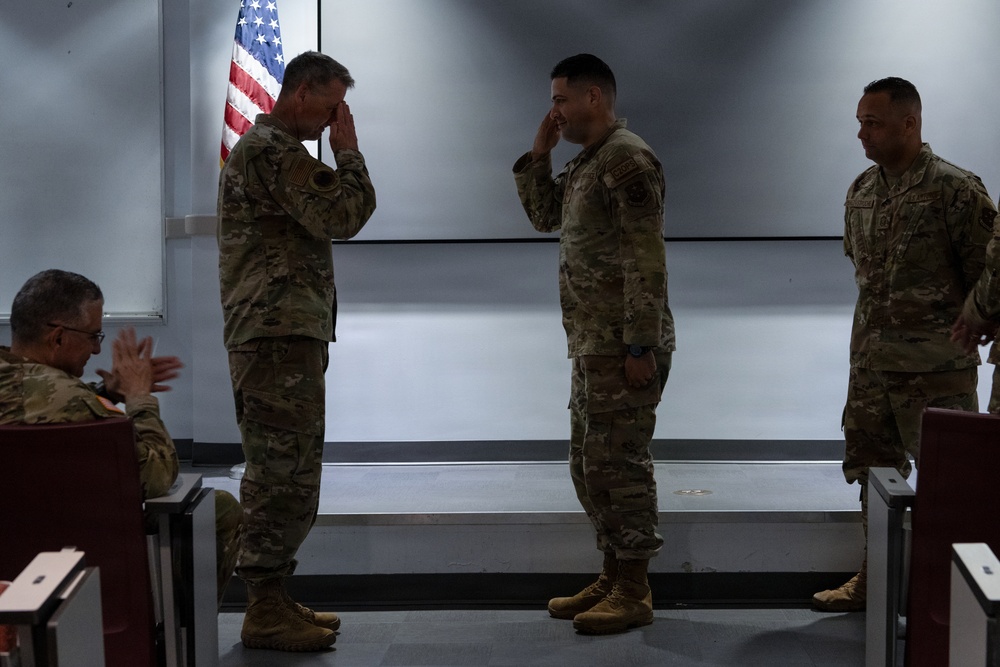 CNGB visits the 156th Wing