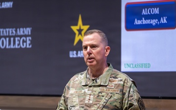 Gen. Guillot delivers the keynote at the U.S. Army War College Homeland Defense Symposium