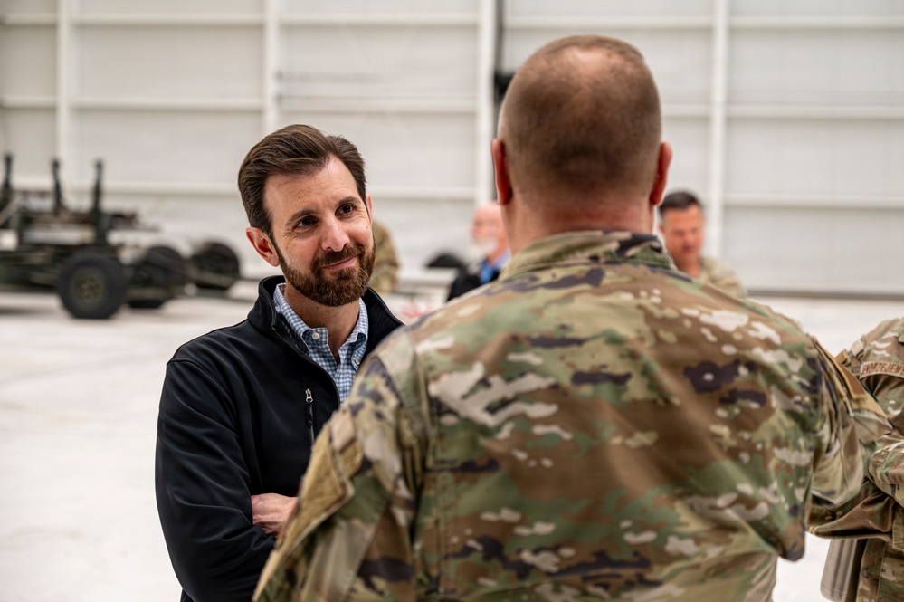 Rep. Chris Deluzio visits the 911th AW