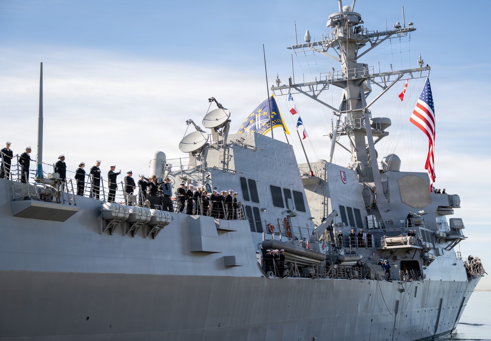 USS Mustin to forward deploy to Japan