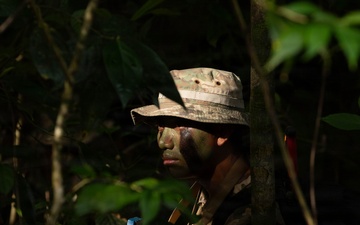 Jungle Operations Training Course - Panama: Recon Mission and Road Crossing