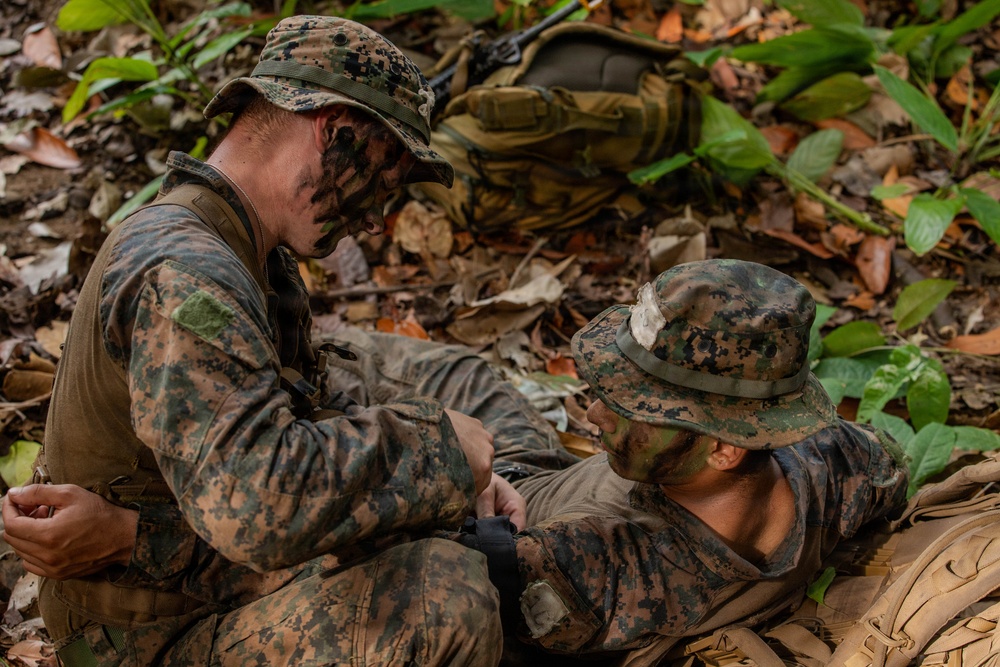 Jungle Operations Training Course - Panama: Recon Mission and Road Crossing