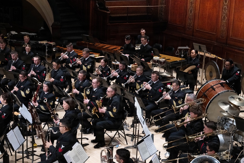 Navy Band performs at the Hochstein School