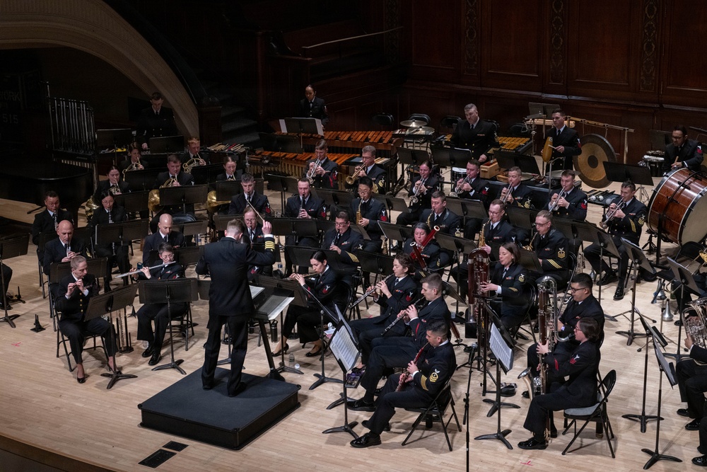 Navy Band performs at the Hochstein School