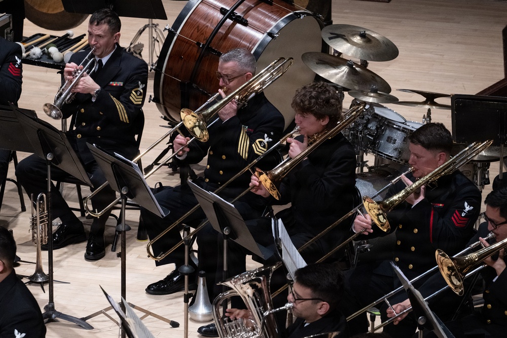Navy Band performs at the Hochstein School