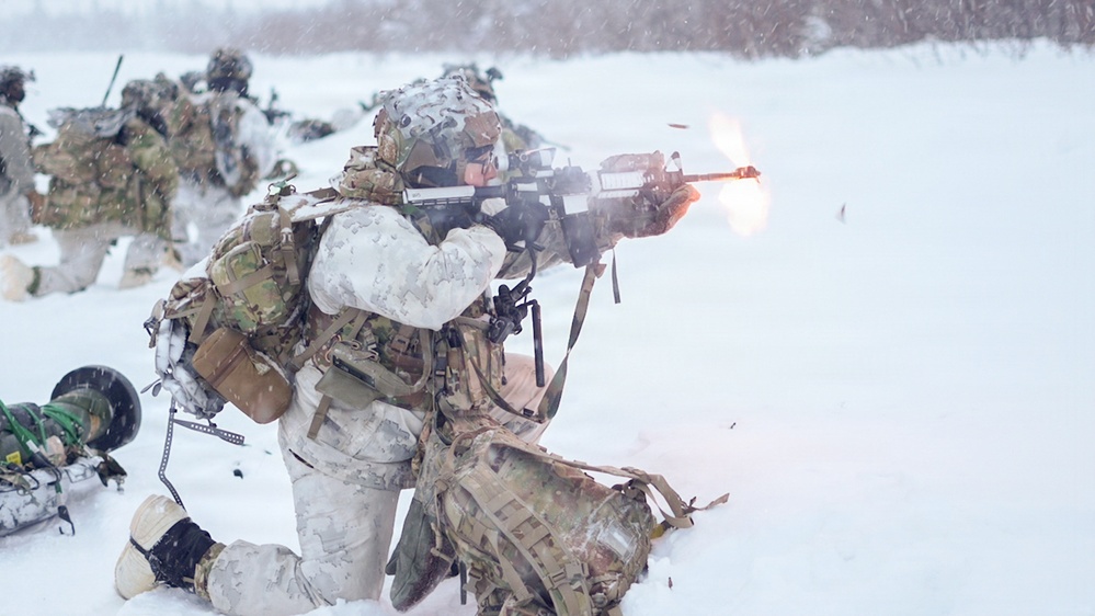 11th Airborne Division Soldiers Engage OPFOR During JPMRC