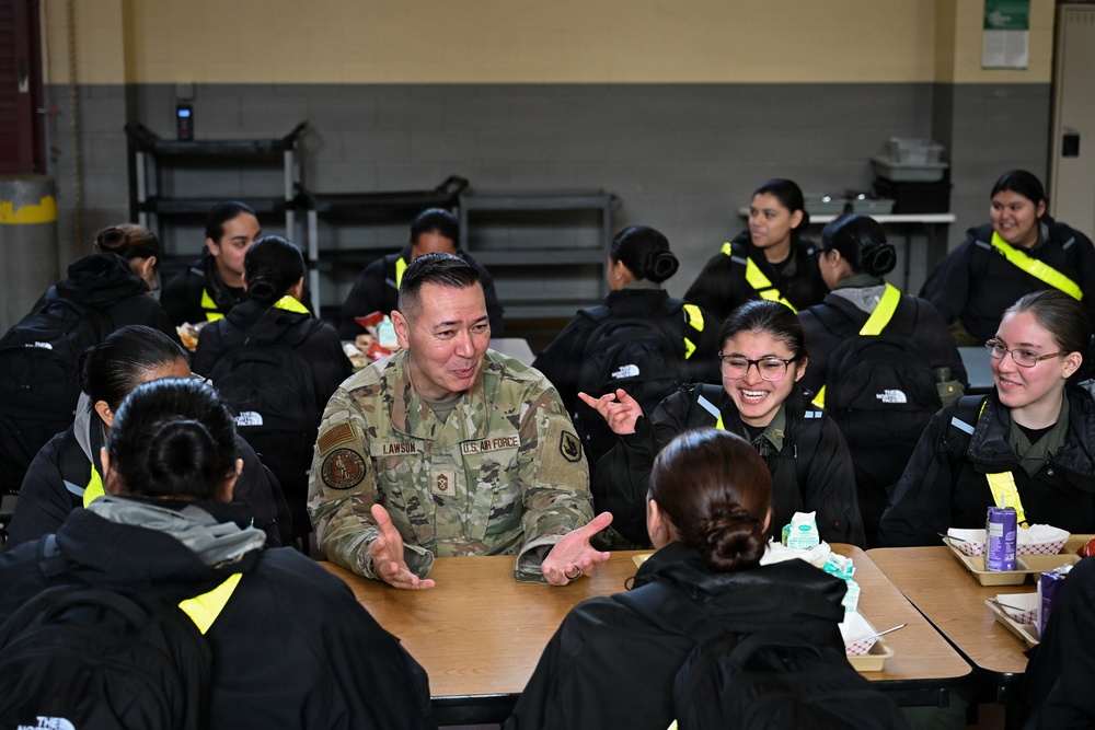 Washington National Guard leaders visit Washington Youth ChalleNGe Academy