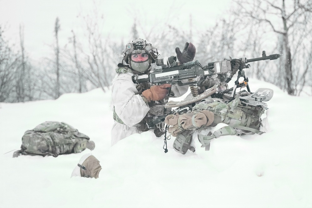 11th Airborne Division Soldiers Engage OPFOR During JPMRC