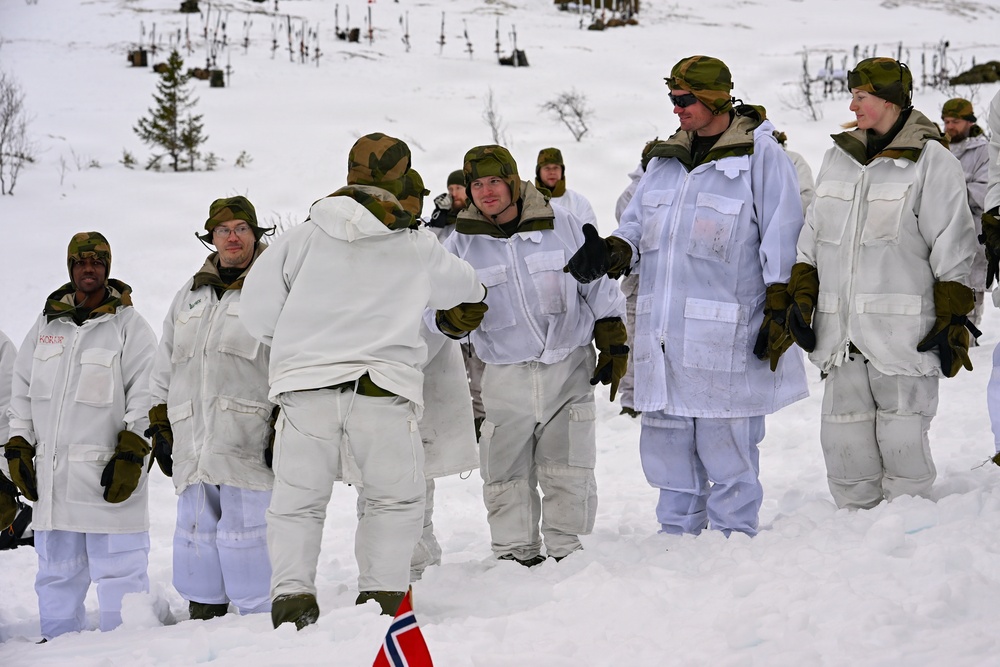 Minnesota National Guard members reenlist during NOREX53
