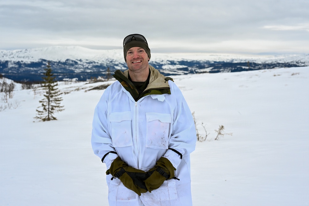 Minnesota National Guard members reenlist during NOREX53