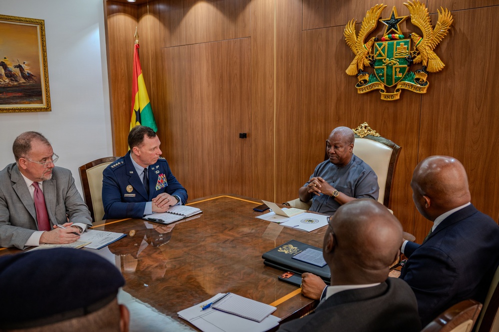 U.S. AFRICOM Commander Air Force Gen. Dagvin Anderson meets with Ghana’s President John Dramani Mahama in Accra, Ghana