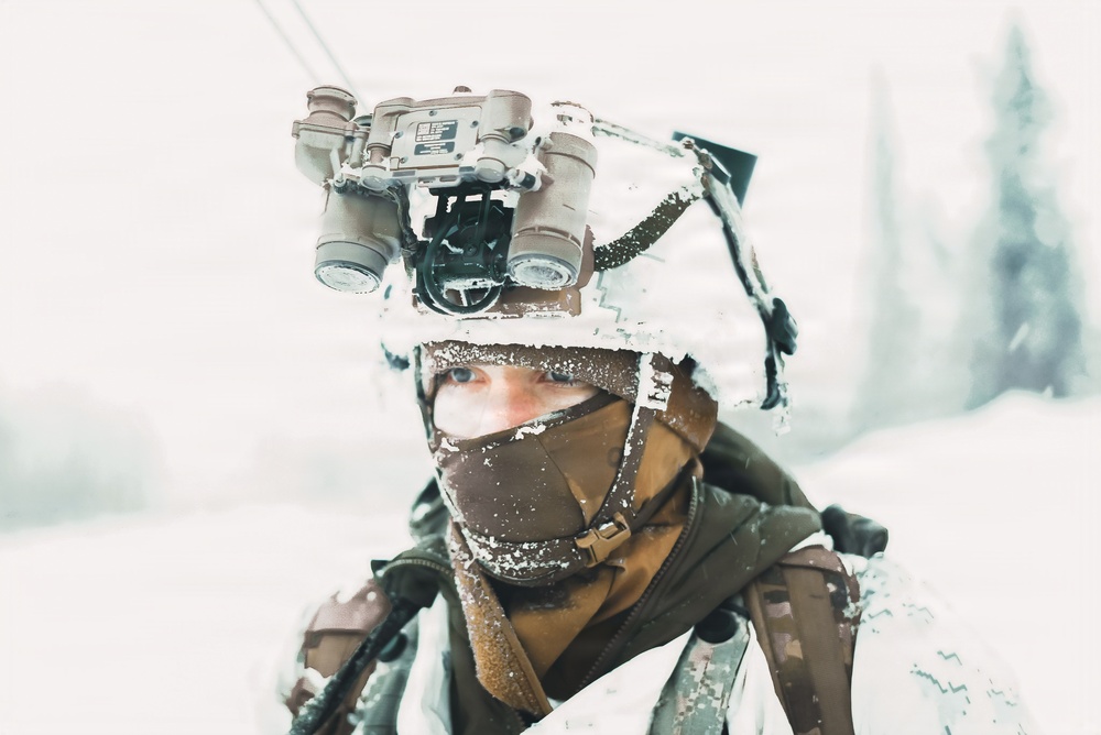 11th Airborne Division Soldiers Engage OPFOR During JPMRC