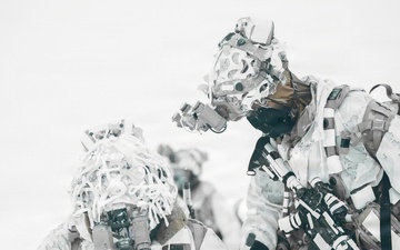 11th Airborne Division Soldiers Engage OPFOR During JPMRC