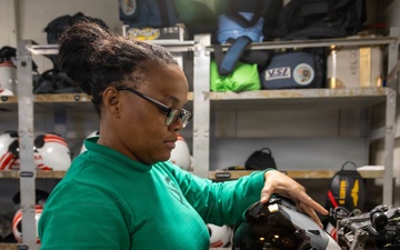 Abraham Lincoln conducts routine evening operations