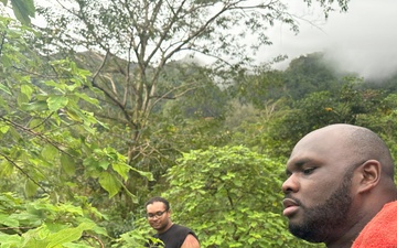 Hawaii Military &amp; Civilians Give Back to Ko'olau Foundation