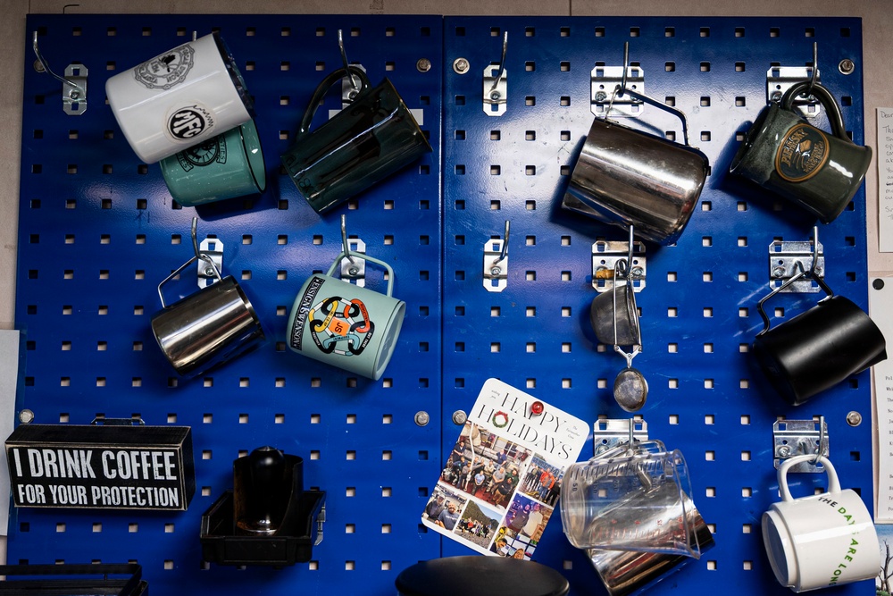 Arctic Edge 2026 medical experimentation participants tour NOAA’s Oscar Dyson (R-224) in Kodiak