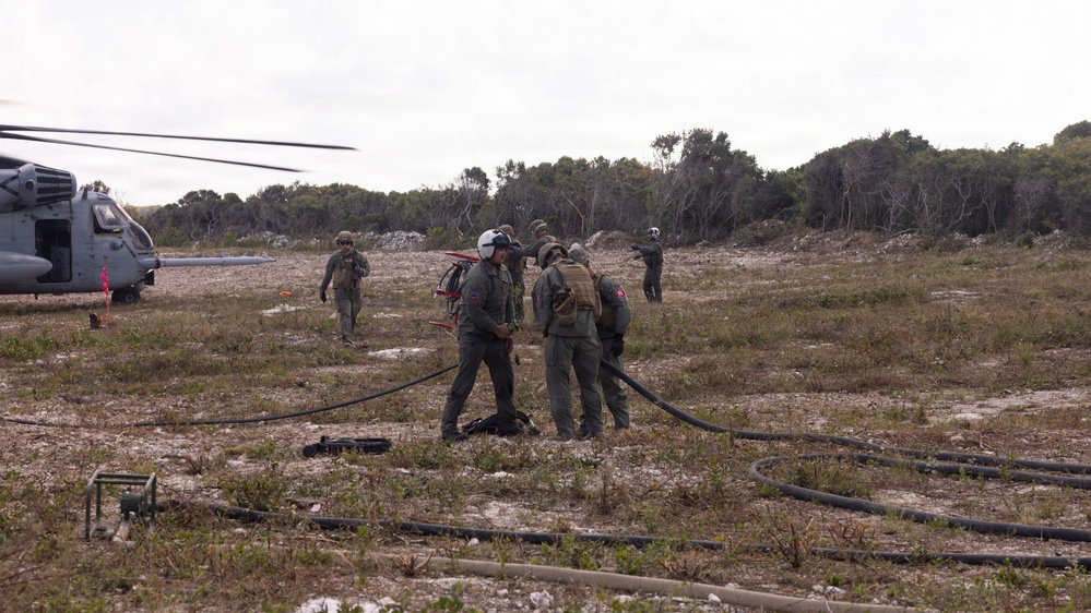 MWSS-271 receives fuel for a FARP during MAG-29 DAO Exercise