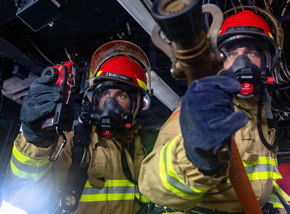 USS Milius (DDG 69) trains for damage control