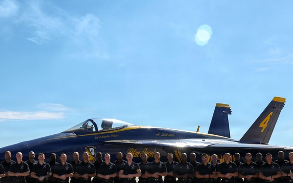 U.S. Navy Blue Angels meet the U.S. Marine Corps Silent Drill Platoon