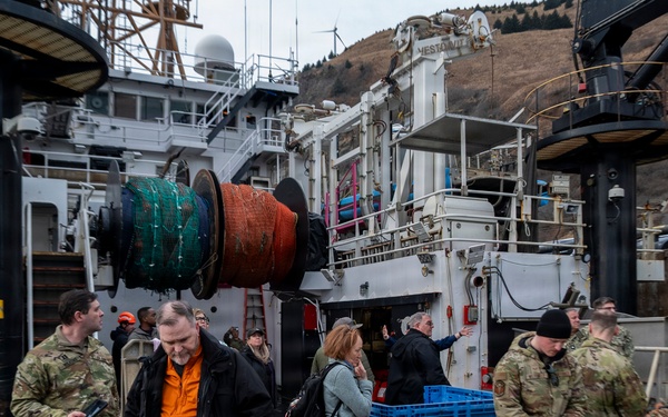 Arctic Edge 2026 medical experimentation participants tour NOAA’s Oscar Dyson (R-224) in Kodiak