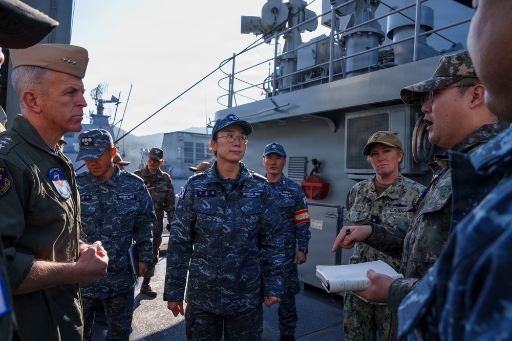 C7F, CNFK visit ROKS Hwa Cheon